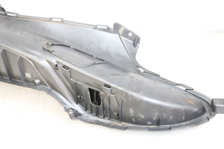 photo de RECHTER VOETSTEUN PIAGGIO X9 125 (2000 - 2003) - Zoom op gebruiksstaat