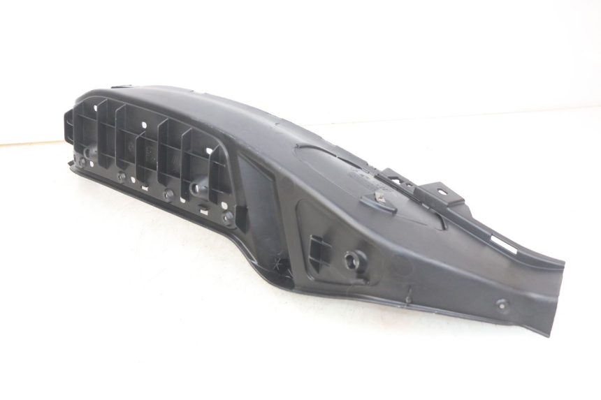 photo de RECHTER VOETSTEUN PIAGGIO XEVO - X EVO 125 (2007 - 2017) - Andere kijkhoek