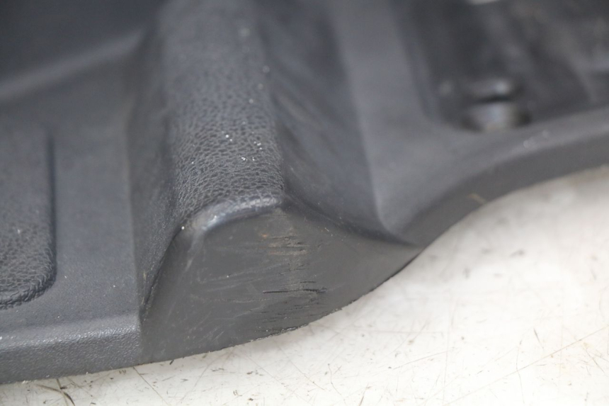 photo de RECHTER VOETSTEUN PIAGGIO XEVO - X EVO 125 (2007 - 2017) - Gecontroleerd onderdeel