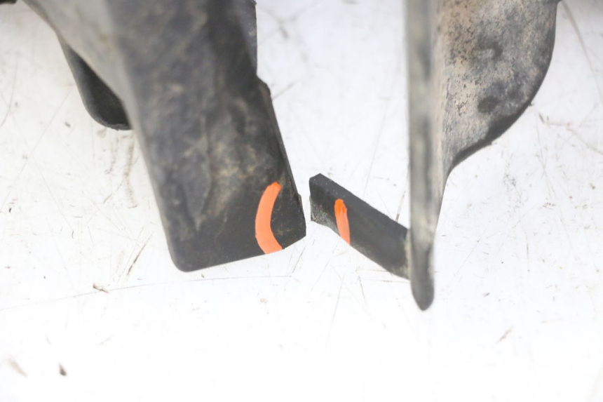 photo de RECHTER VOETSTEUN YAMAHA YFM BRUIN 350 (2003 - 2009) - Bevestigingspunten