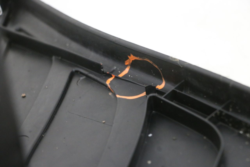 photo de VOETSTEUN PEUGEOT ELYSEO 125 (1999 - 2004) - Visuele inspectie