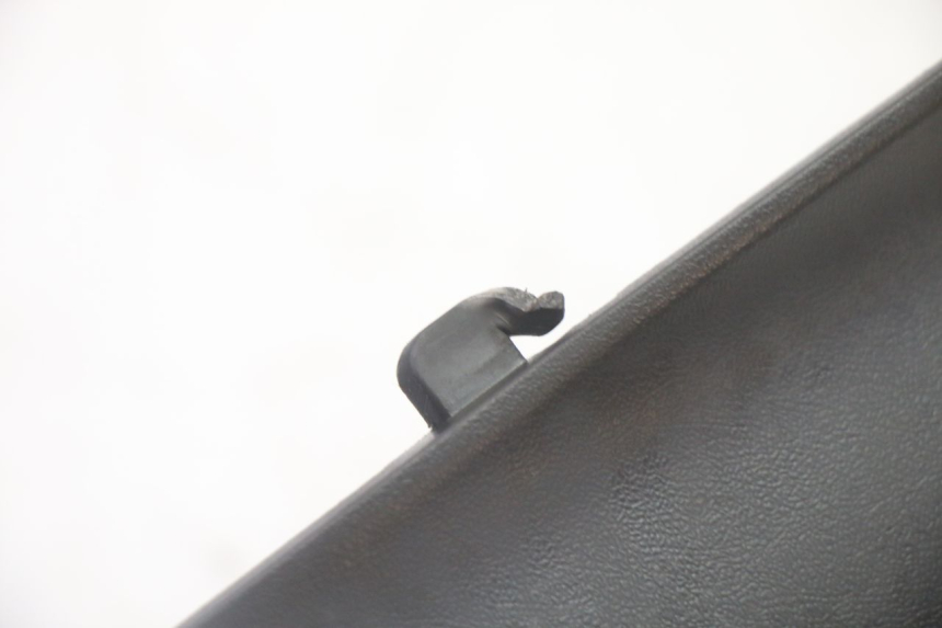 photo de LINKER VOETSTEUN SUZUKI BURGMAN 125 (2007 - 2014) - Technische close-up