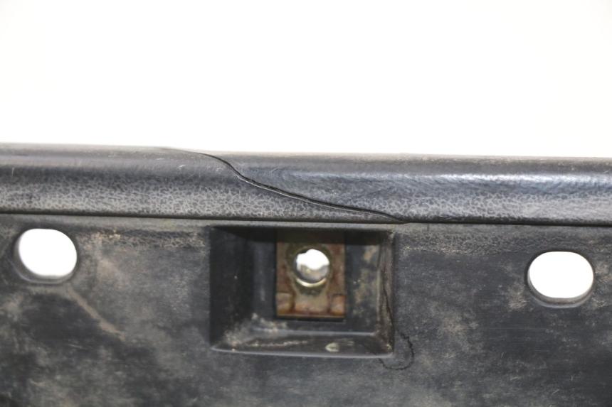 photo de LINKER VOETSTEUN KYMCO DINK STREET 125 (2009 - 2014) - Detail van het onderdeel