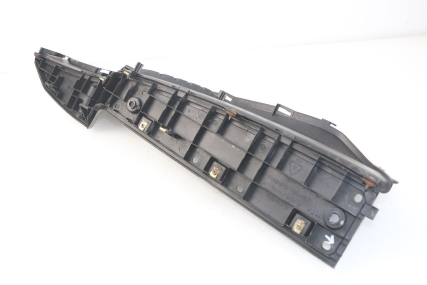 photo de LINKER VOETSTEUN KYMCO DINK STREET 125 (2009 - 2014) - Technische close-up