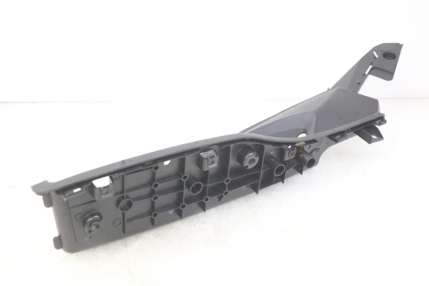 photo de LINKER VOETSTEUN KYMCO DOWNTOWN ABS 125 (2015 - 2017) - Staat van het oppervlak