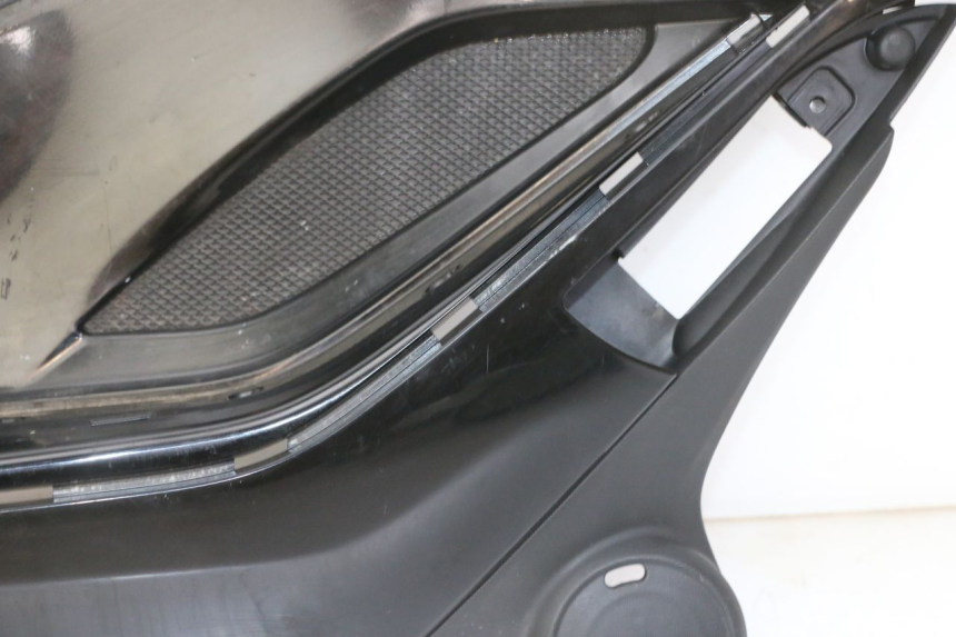 photo de LINKER VOETSTEUN PIAGGIO IE MP3 YOURBAN 300 (2011 - 2016) - Hoofdaanzicht