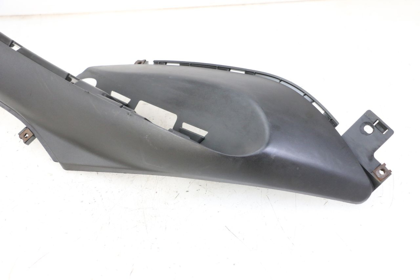 photo de LINKER VOETSTEUN MBK OVETTO ONE 2T 50 (2013 - 2017) - Bevestigingspunten