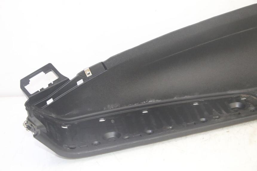 photo de LINKER VOETSTEUN PIAGGIO MP3 HPE 350 (2018 - 2020) - Detail van het onderdeel