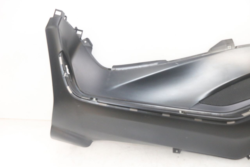 photo de LINKER VOETSTEUN PIAGGIO MP3 HPE 300 (2019 - 2026) - Zoom op componenten