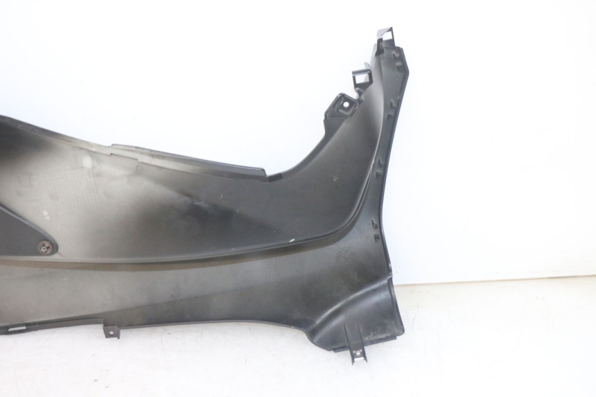 photo de LINKER VOETSTEUN PIAGGIO MP3 HPE 300 (2019 - 2026) - Zoom op gebruiksstaat