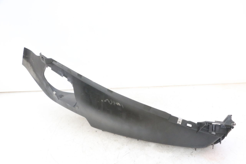 photo de LINKER VOETSTEUN PIAGGIO MP3 LT 300 (2010 - 2016) - Technische close-up
