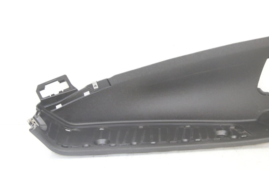 photo de LINKER VOETSTEUN PIAGGIO MP3 500 (2014 - 2017) - Detail van het onderdeel