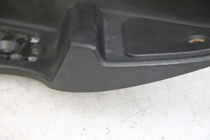 photo de LINKER VOETSTEUN PIAGGIO MP3 500 (2011 - 2015) - Markeringen en referenties