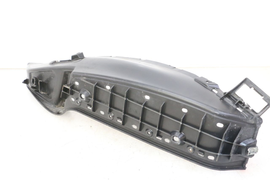 photo de LINKER VOETSTEUN PIAGGIO MP3 RL 250 (2006 - 2010) - Detail van het onderdeel