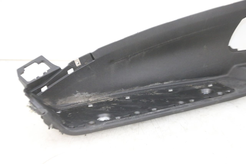 photo de LINKER VOETSTEUN PIAGGIO MP3 500 (2016 - 2018) - Detail van het onderdeel