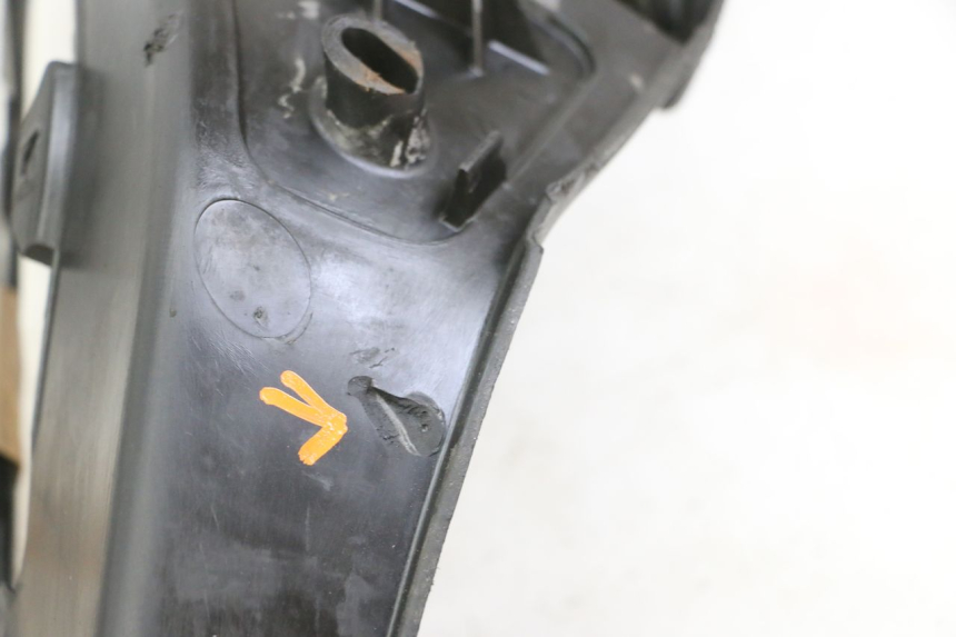 photo de LINKER VOETSTEUN PIAGGIO X8 125 (2004 - 2007) - Andere kijkhoek