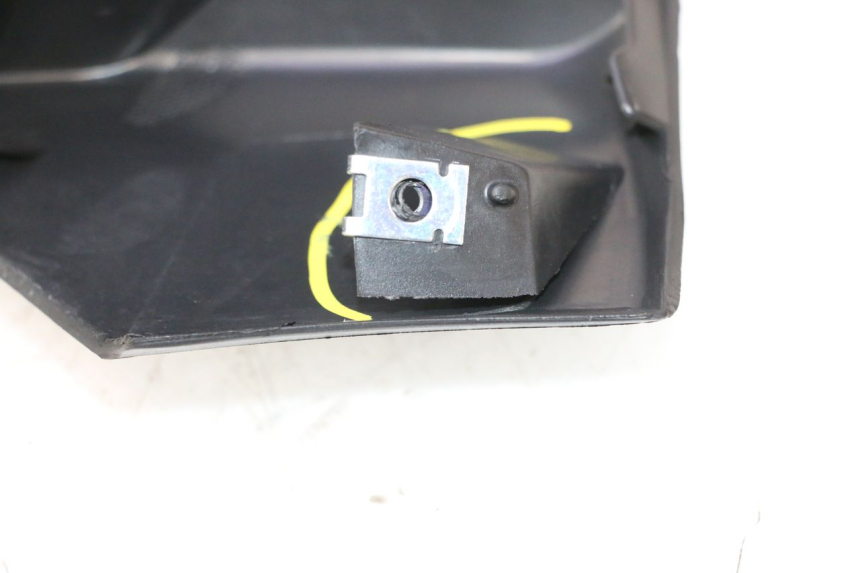 photo de LINKER VOETSTEUN JM MOTORS R-MAX TECH 50 (2024 - 2026) - Technische close-up