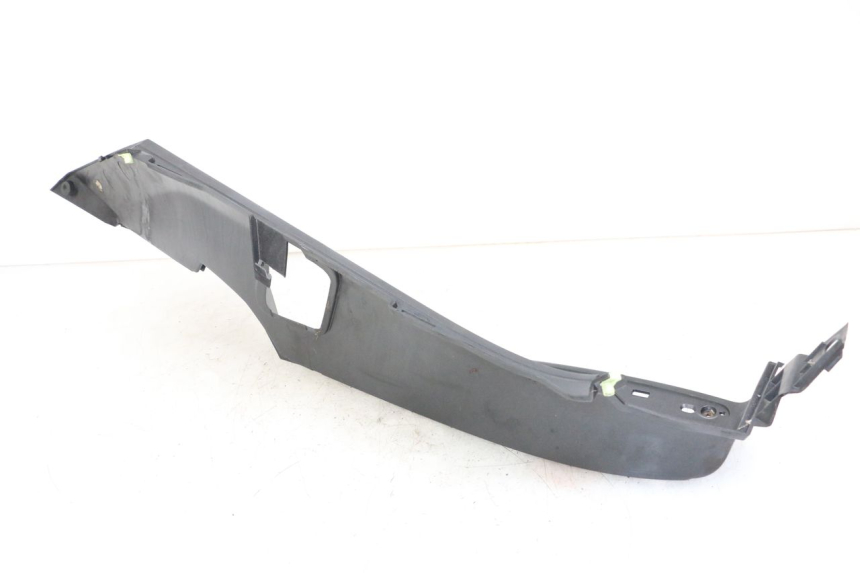 photo de LINKER VOETSTEUN PEUGEOT SATELIS 125 (2006 - 2009) - Technische close-up