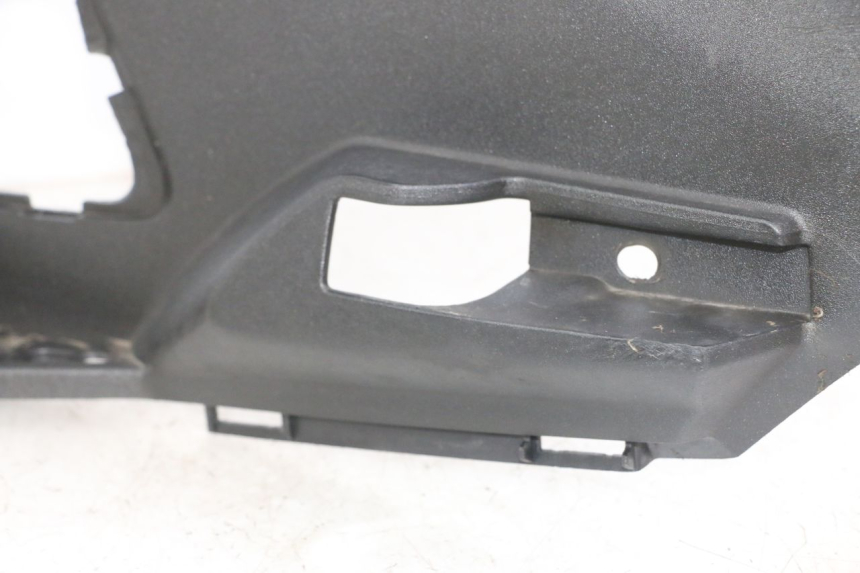 photo de LINKER VOETSTEUN PEUGEOT SATELIS 125 (2013 - 2018) - Technische close-up