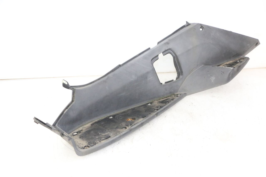 photo de LINKER VOETSTEUN PEUGEOT SATELIS 250 (2006 - 2012) - Staat van het oppervlak