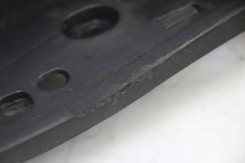 photo de LINKER VOETSTEUN PEUGEOT SATELIS 125 (2013 - 2018) - Zoom op gebruiksstaat