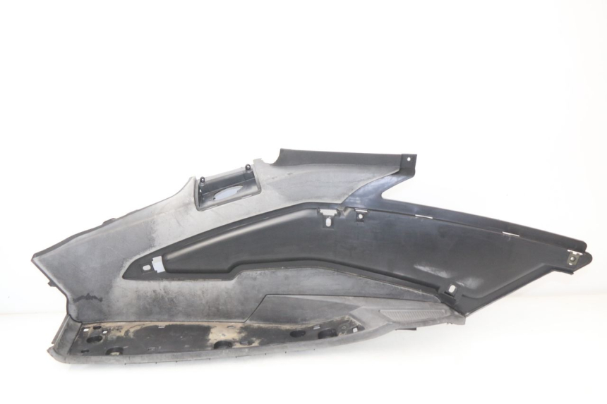 photo de LINKER VOETSTEUN RAZZO STEED 125 (2012 - 2018) - Hoofdaanzicht