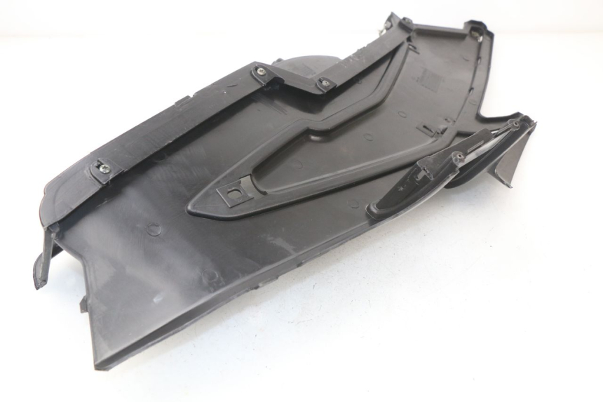 photo de LINKER VOETSTEUN RAZZO STEED 125 (2012 - 2018) - Zoom op gebruiksstaat