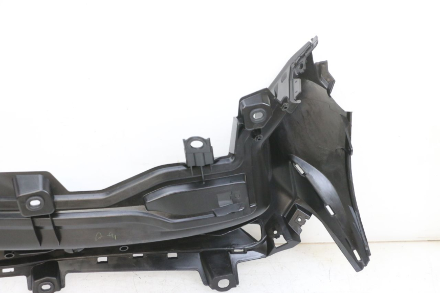 photo de LINKER VOETSTEUN YAMAHA TRICITY 300 (2020 - 2024) - Bevestigingspunten