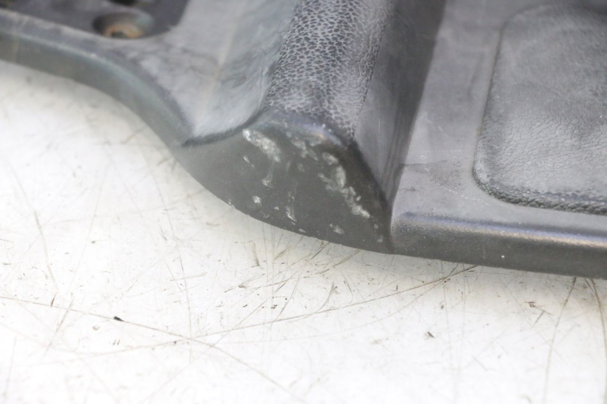 photo de LINKER VOETSTEUN PIAGGIO X8 STREET 125 (2006 - 2007) - Detail van het onderdeel