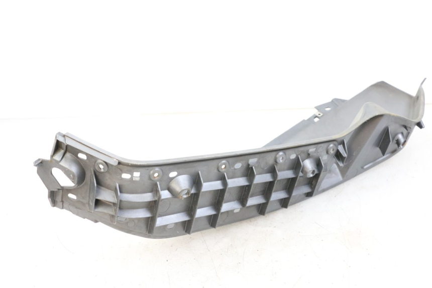 photo de LINKER VOETSTEUN PIAGGIO X8 125 (2004 - 2007) - Technische close-up