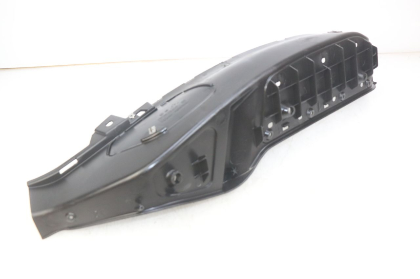 photo de LINKER VOETSTEUN PIAGGIO XEVO - X EVO 125 (2007 - 2017) - Detail van het onderdeel