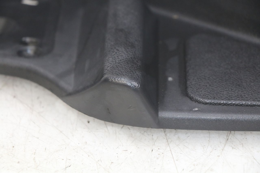 photo de LINKER VOETSTEUN PIAGGIO XEVO - X EVO 125 (2007 - 2017) - Technische close-up