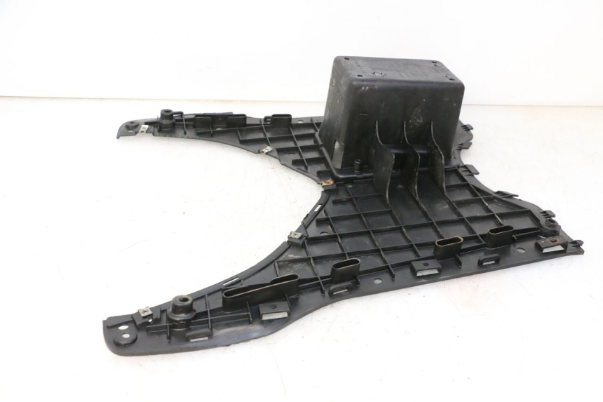 photo de VOETSTEUN DAELIM HISTORY 125 (2001 - 2002) - Staat van het oppervlak