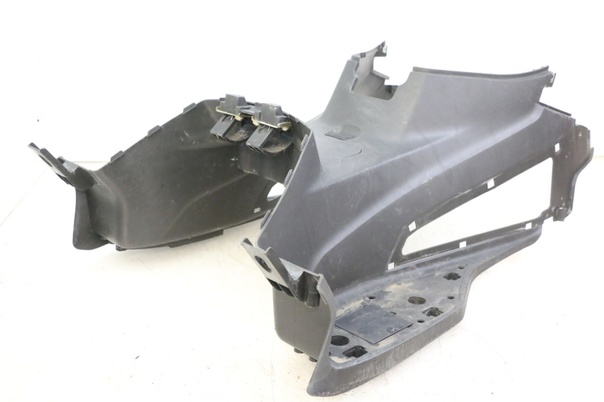 photo de VOETSTEUN SYM JOYMAX 125 (2010 - 2017) - Kenmerkende details