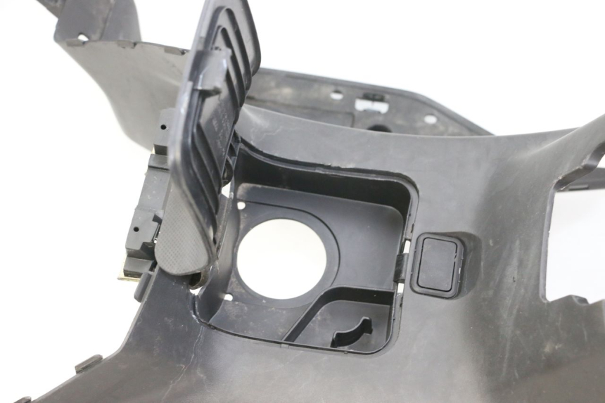 photo de VOETSTEUN SYM JOYMAX 125 (2010 - 2017) - Zoom op componenten