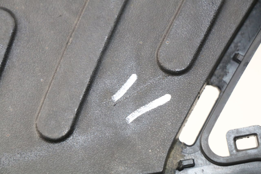 photo de VOETSTEUN PEUGEOT KISBEE 2T 50 (2010 - 2017) - Zoom op gebruiksstaat