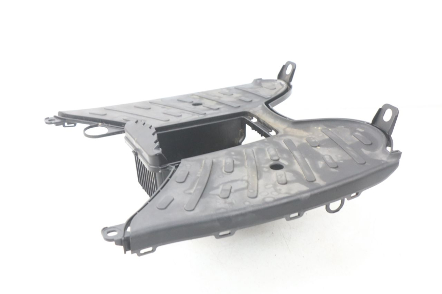 photo de VOETSTEUN PEUGEOT KISBEE 2T 50 (2010 - 2017) - Technische close-up