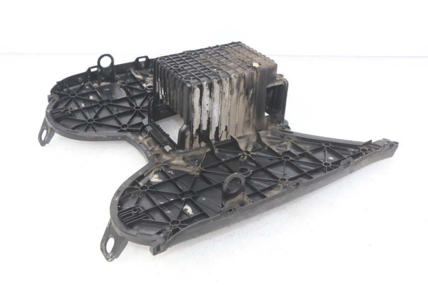 photo de VOETSTEUN PEUGEOT KISBEE 2T 50 (2010 - 2017) - Detail van het onderdeel