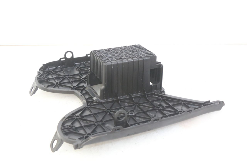 photo de VOETSTEUN PEUGEOT KISBEE 2T 50 (2018 - 2022) - Detail van het onderdeel