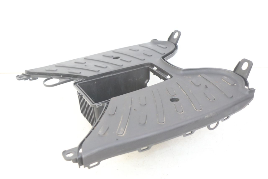 photo de VOETSTEUN PEUGEOT KISBEE 2T 50 (2018 - 2022) - Bevestigingspunten