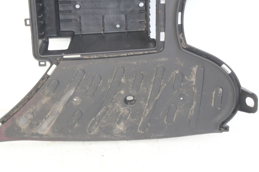 photo de VOETSTEUN PEUGEOT KISBEE 2T 50 (2018 - 2022) - Staat van het oppervlak