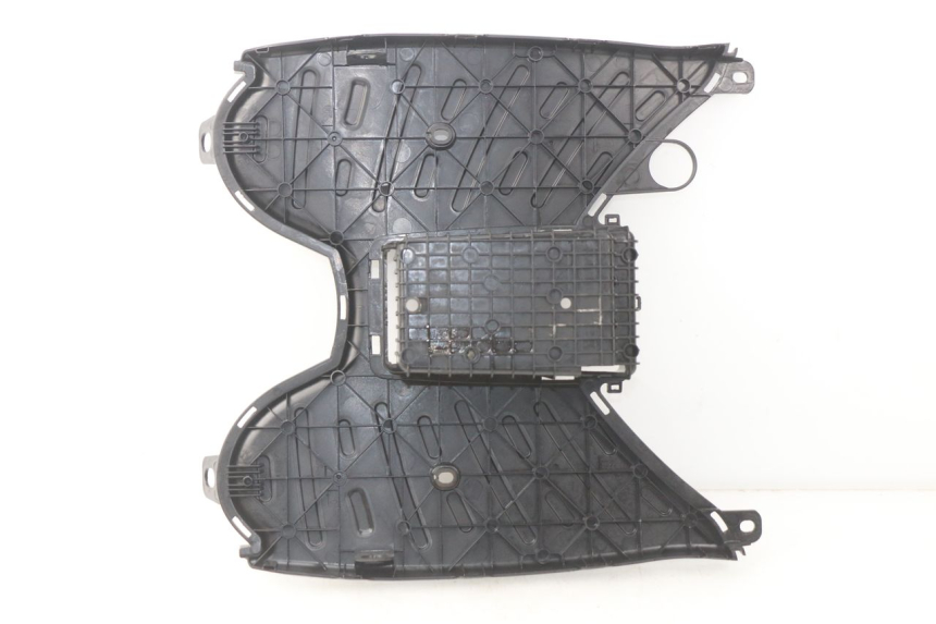 photo de VOETSTEUN PEUGEOT KISBEE 4T 50 (2010 - 2017) - Detail van het onderdeel