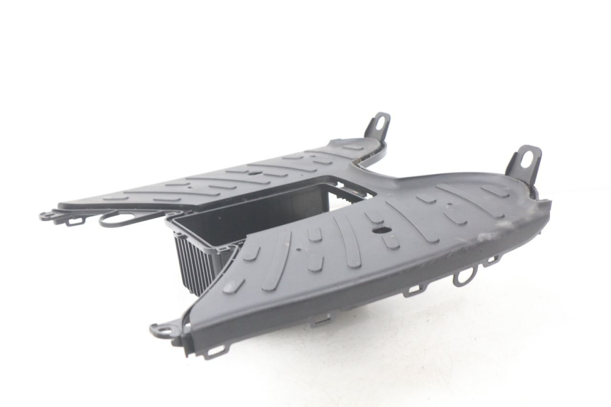 photo de VOETSTEUN PEUGEOT KISBEE 4T 50 (2018 - 2022) - Detail van het onderdeel