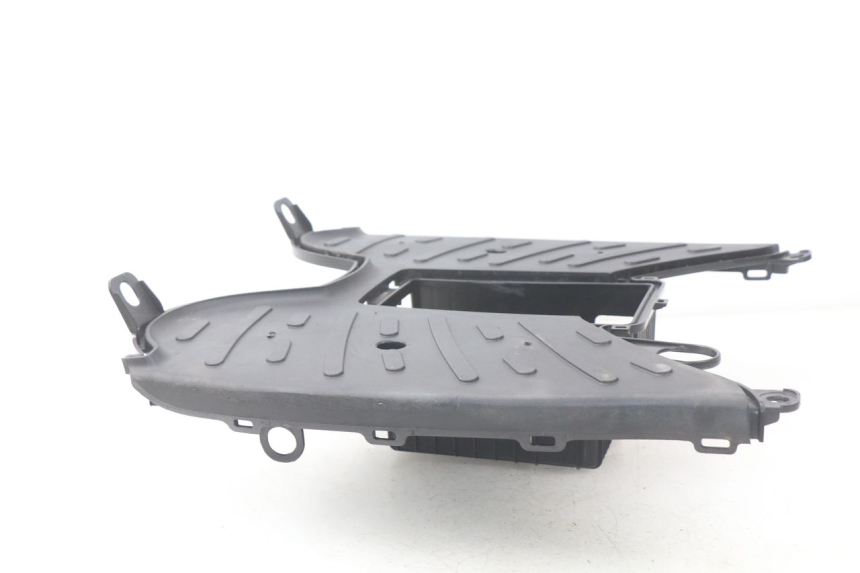 photo de VOETSTEUN PEUGEOT KISBEE 4T 50 (2018 - 2022) - Zoom op gebruiksstaat