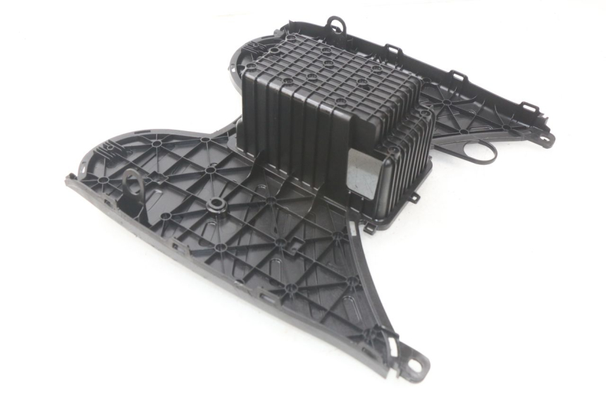 photo de VOETSTEUN PEUGEOT KISBEE 4T 50 (2018 - 2022) - Overzicht