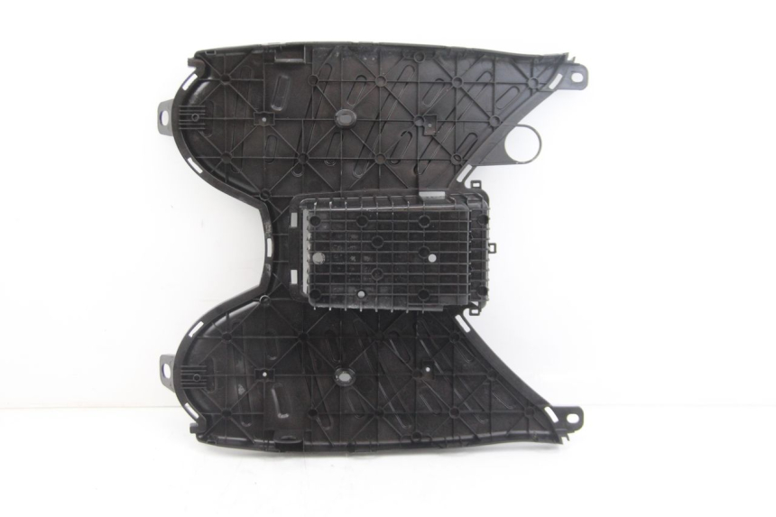 photo de VOETSTEUN PEUGEOT KISBEE 4T 50 (2018 - 2022) - Detail van het onderdeel