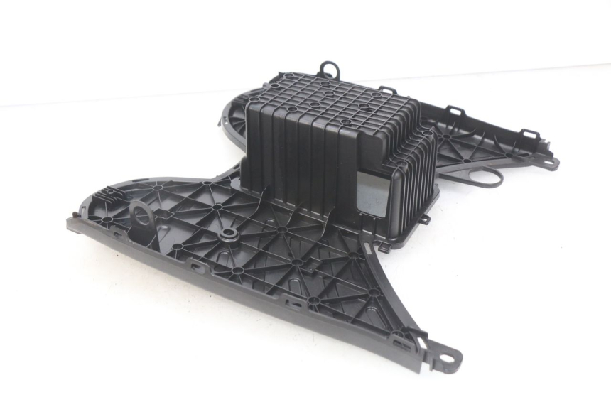 photo de VOETSTEUN PEUGEOT KISBEE 4T 50 (2018 - 2022) - Andere kijkhoek