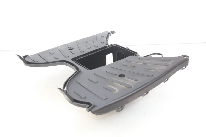 photo de VOETSTEUN PEUGEOT KISBEE 4T 50 (2018 - 2022) - Overzicht