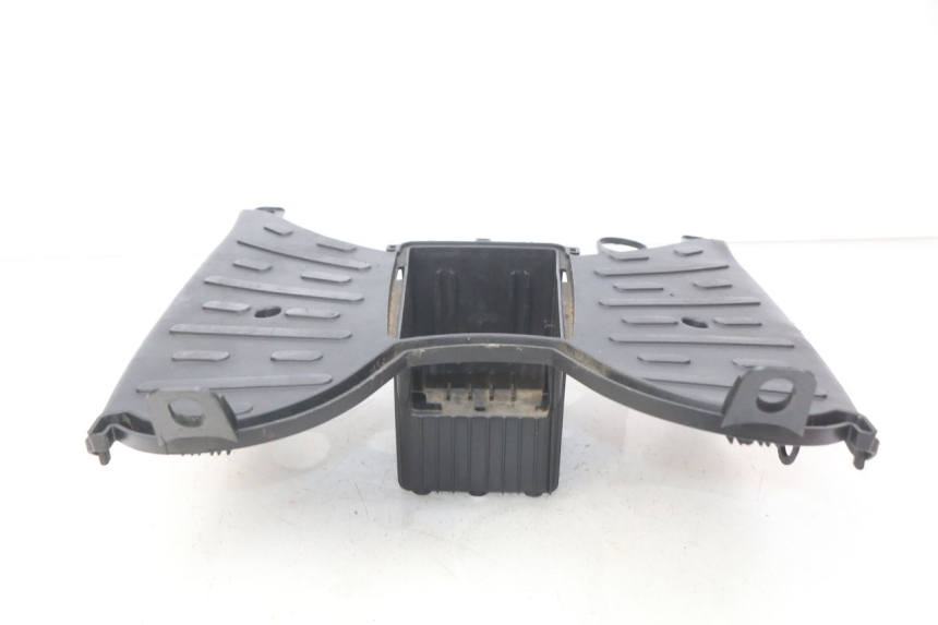 photo de VOETSTEUN PEUGEOT KISBEE 4T 50 (2010 - 2017) - Overzicht