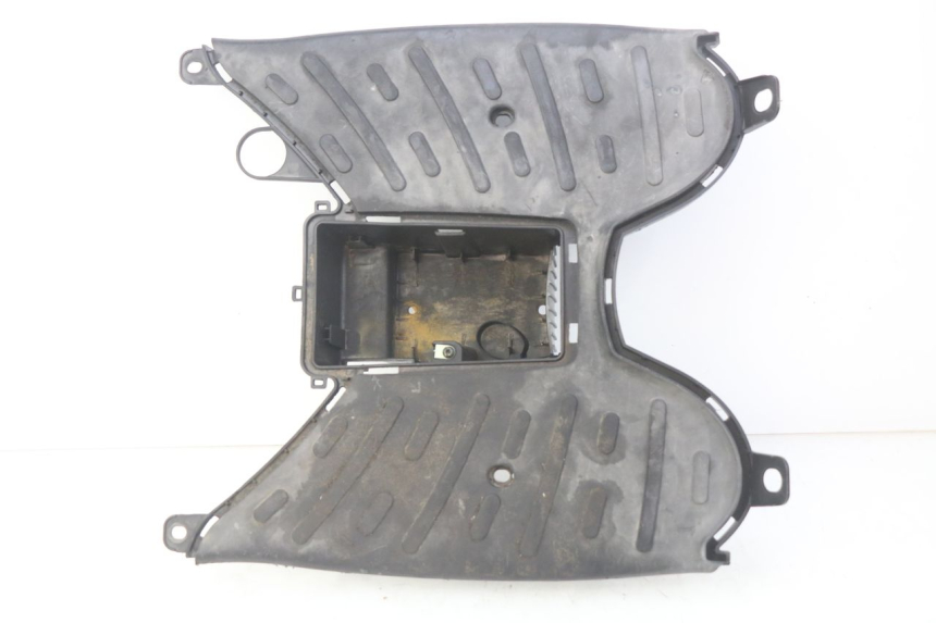 photo de VOETSTEUN PEUGEOT KISBEE 4T 50 (2010 - 2017) - Hoofdaanzicht